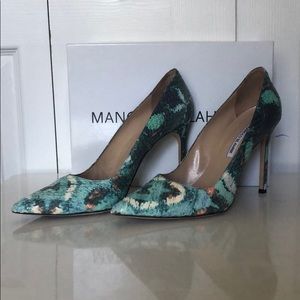 Manolo Blahnik Snakeskin Pump